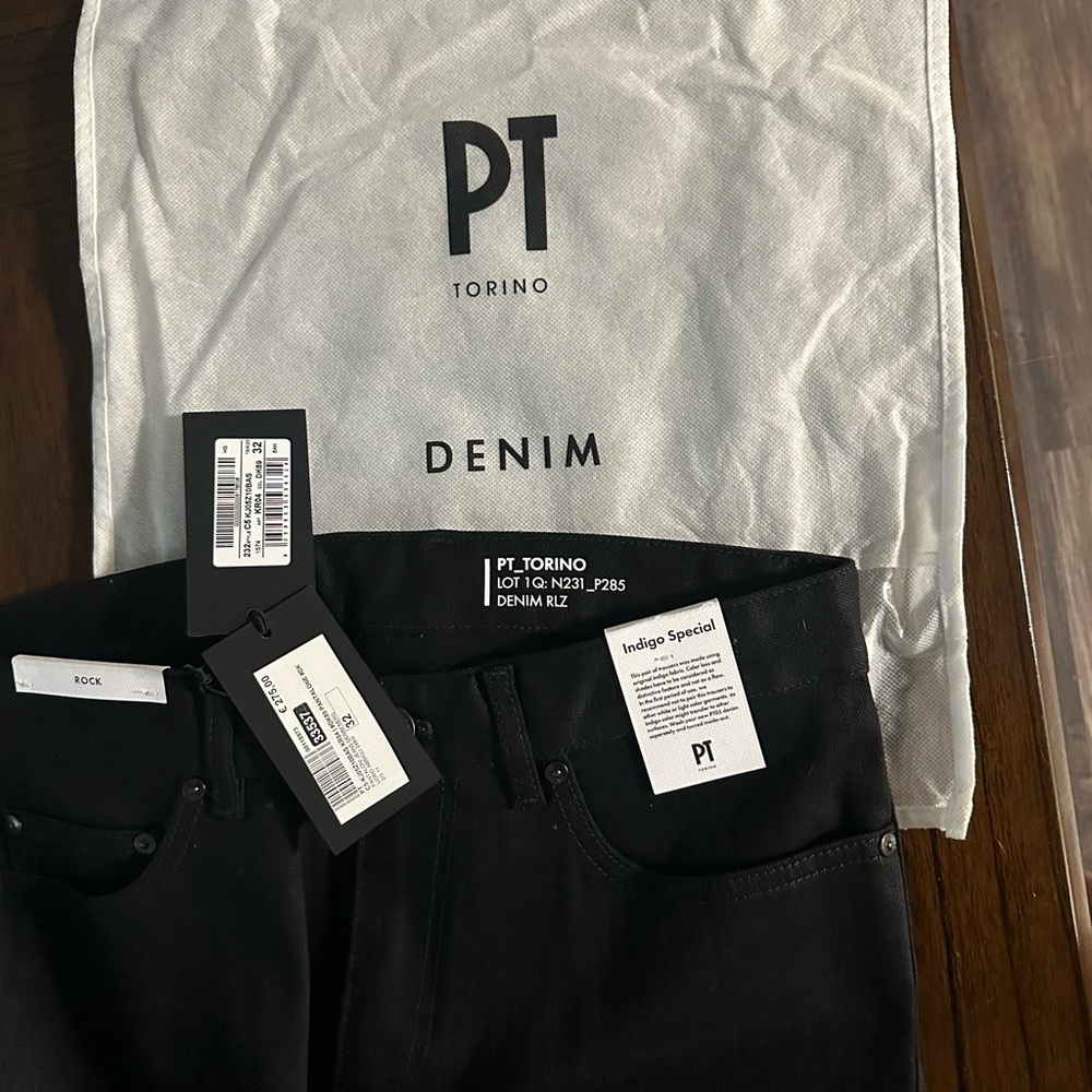 P T Torino Men's Black 32 Relaxed Jeans NWT orig $395 now $100 BEST Denim